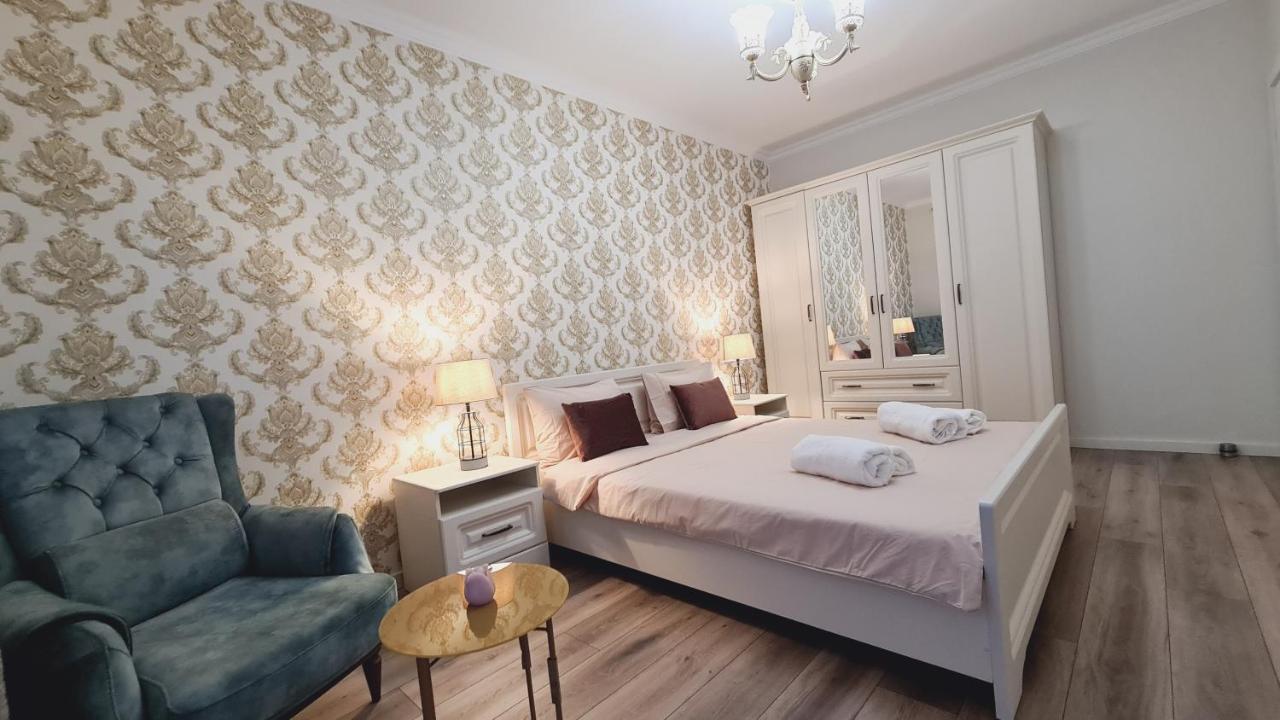 5* Luxury Near Avram Iancu Sq New. Private Parking Appartement Cluj-Napoca Buitenkant foto